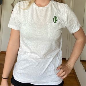 Old navy cactus t-shirt size small